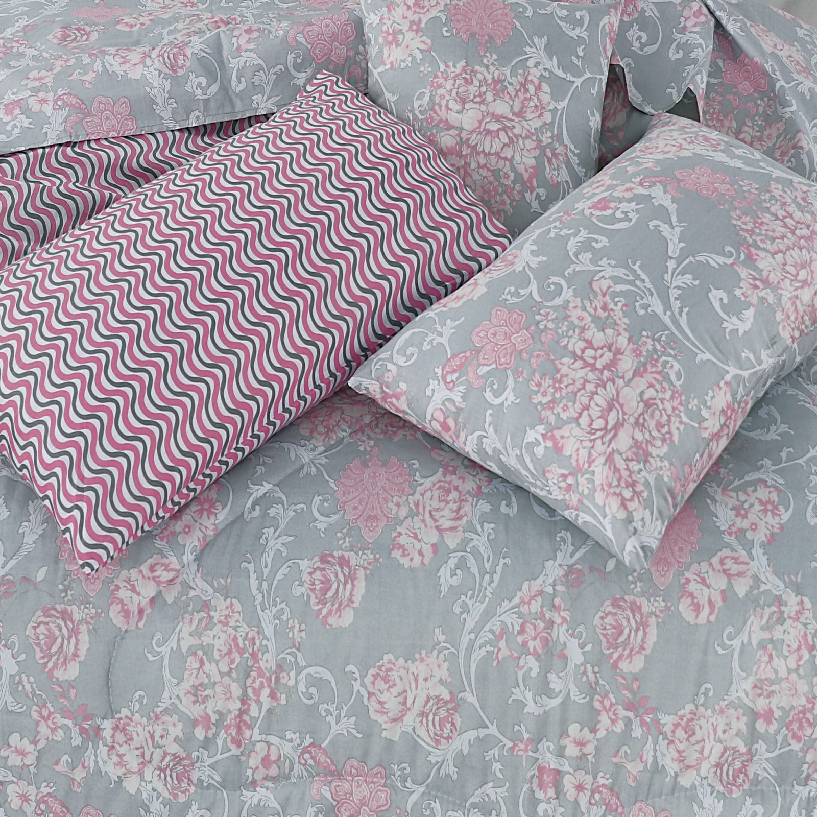 Premium 7 Pcs Comforter Set - CS83